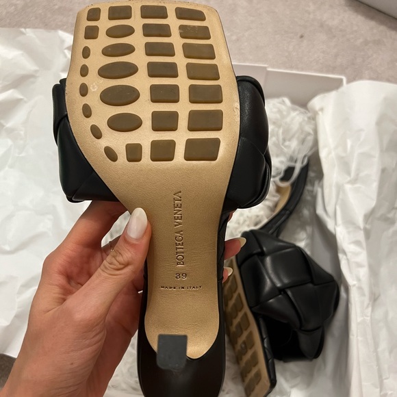 Bottega Veneta black lido heel. Worn once!! - Picture 7 of 12